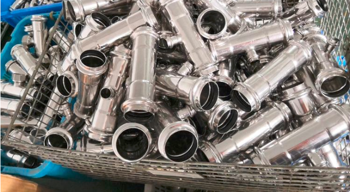 卡壓不銹鋼管件(三通)制造流程1